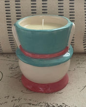 Load image into Gallery viewer, P&A Rabbit Hat Candle