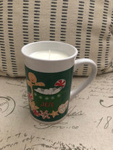 Load image into Gallery viewer, GingerBread Mug Candle

