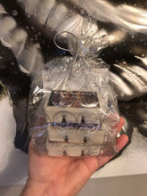 Load image into Gallery viewer, 100% Soy Wax Melts
