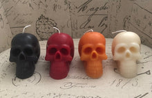 Load image into Gallery viewer, Skull Candle

